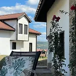 Geshahillpark 32 Villa *