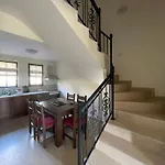 Geshahillpark 32 *