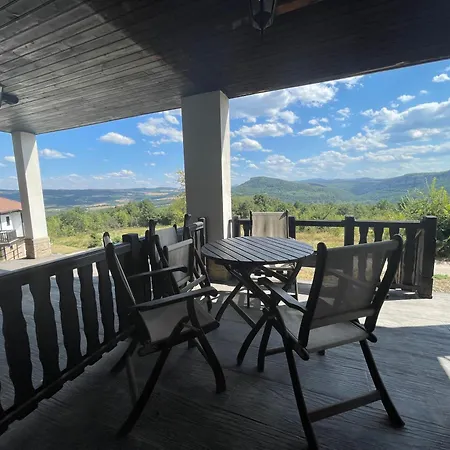 فيلة Geshahillpark 32 *