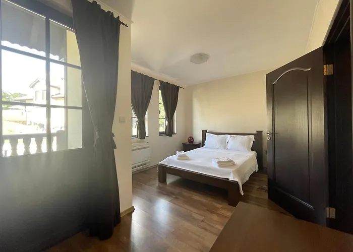 Geshahillpark 32 Villa