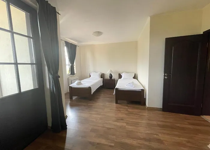 Geshahillpark 32 Villa Gesha